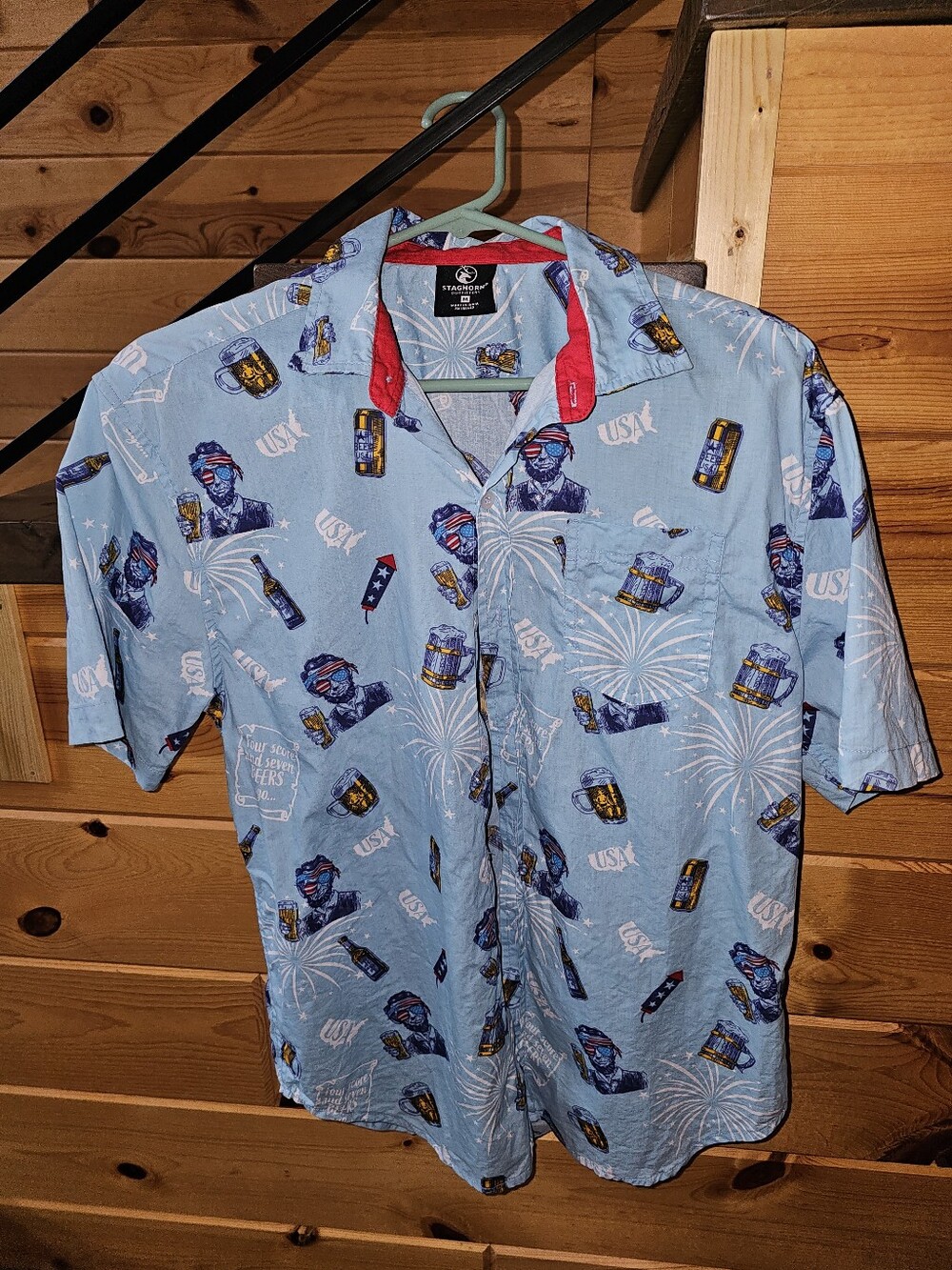 Staghorn Sz M Fun Patriotic USA Light Blue Short-Sleeve Button-Up Shirt
